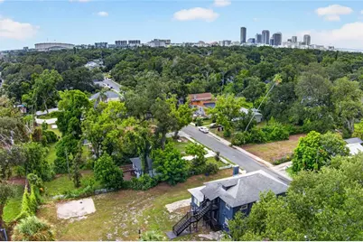 1615 14th Street S, Saint Petersburg, FL 33705 - Photo 32