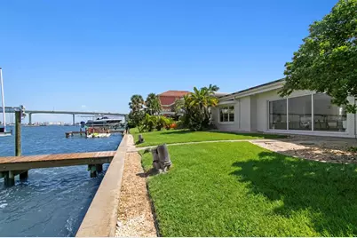 202 Driftwood Lane, Largo, FL 33770 - Photo 38