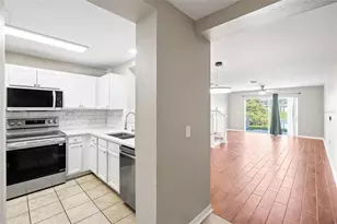 10840 Lake St Charles Blvd, Riverview, FL 33578 - Photo 6