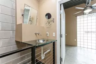 217 N 12th St, Tampa, FL 33602 - Photo 22