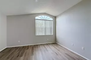27402 Coral Springs Dr, Wesley Chapel, FL 33544 - Photo 28