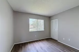 27402 Coral Springs Dr, Wesley Chapel, FL 33544 - Photo 24
