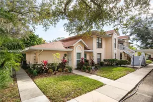 314 Knottwood Ct, Sun City Center, FL 33573 - Photo 2
