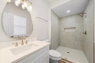125 61st St N, Saint Petersburg, FL 33710 - Photo 42