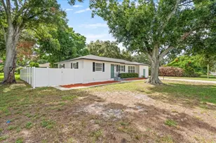 125 61st St N, Saint Petersburg, FL 33710 - Photo 4