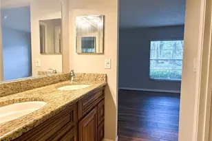 15502 Morning Dr, Lutz, FL 33559 - Photo 12