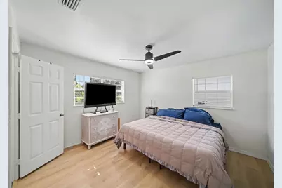 4636 W Bay Court Avenue, Tampa, FL 33611 - Photo 14