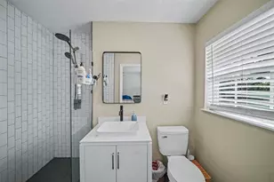4636 W Bay Ct Ave, Tampa, FL 33611 - Photo 12