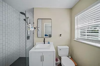 4636 W Bay Court Avenue, Tampa, FL 33611 - Photo 12
