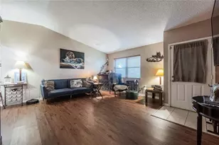 4250 Sunny View Dr, Lakeland, FL 33813 - Photo 6