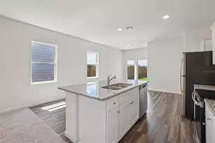 10534 Curving Creek Loop, Parrish, FL 34219 - Photo 6