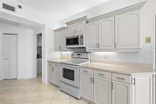 7932 Sailboat Key Blvd S, South Pasadena, FL 33707 - Photo 22