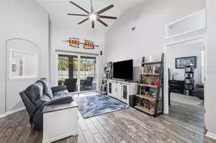 12020 Running Fox Cir, Riverview, FL 33569 - Photo 10