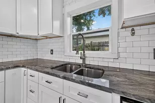 2175 43rd Ave N, Saint Petersburg, FL 33714 - Photo 10
