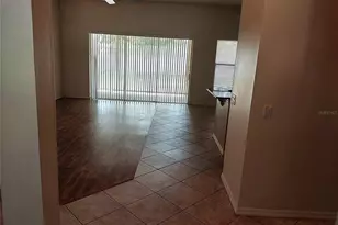 1003 Lumsden Trace Cir, Valrico, FL 33594 - Photo 2