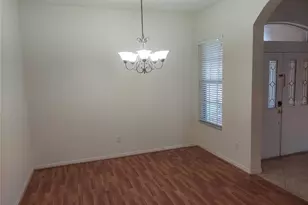 1003 Lumsden Trace Cir, Valrico, FL 33594 - Photo 16