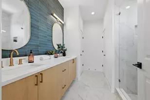 310 W Columbus Dr, Tampa, FL 33602 - Photo 16
