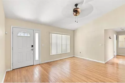 37117 Foxrun Place, Zephyrhills, FL 33542 - Photo 2