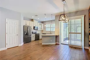 30305 Southwell Ln, Wesley Chapel, FL 33543 - Photo 14