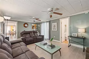 9374 84th St, Seminole, FL 33777 - Photo 16