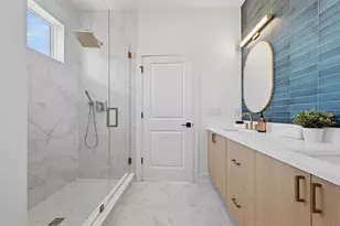 310 W Columbus Dr, Tampa, FL 33602 - Photo 16