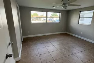 4624 Durney St, New Port Richey, FL 34652 - Photo 4