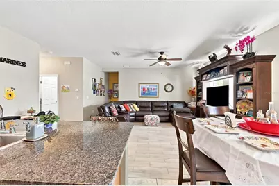 803 Parker Den Drive, Ruskin, FL 33570 - Photo 16