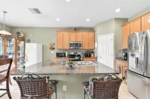 803 Parker Den Dr, Ruskin, FL 33570 - Photo 14