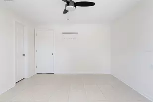 9040 Blind Pass Rd, Saint Pete Beach, FL 33706 - Photo 14