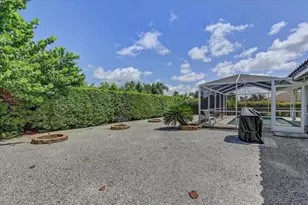 11 Old Trail Rd, Englewood, FL 34223 - Photo 36