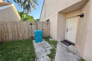 33 Peachtree Pl, Boynton Beach, FL 33436 - Photo 6