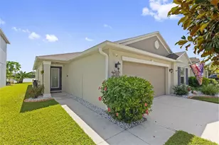 1749 Broad Winged Hawk Dr, Ruskin, FL 33570 - Photo 4