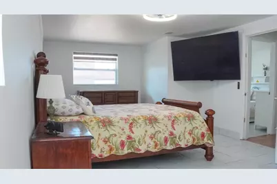 4527 W Elm Street, Tampa, FL 33614 - Photo 34