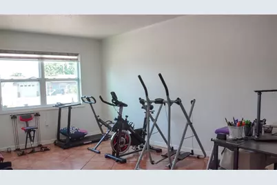 4527 W Elm Street, Tampa, FL 33614 - Photo 36