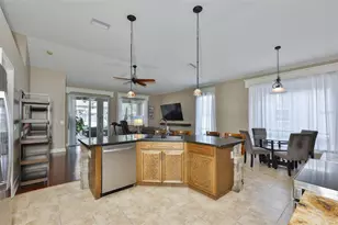 7318 Guilford Pine Ln, Apollo Beach, FL 33572 - Photo 6