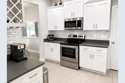 4293 W Humphrey Street, Tampa, FL 33614 - Photo 8