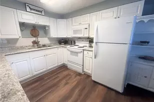 4824 8th St, Zephyrhills, FL 33542 - Photo 4