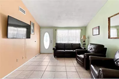 10118 Briarwick Court, Tampa, FL 33615 - Photo 36