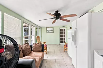 10118 Briarwick Court, Tampa, FL 33615 - Photo 32