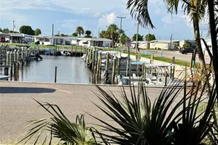 2204 Pennsylvania Ave, Bradenton, FL 34207 - Photo 16