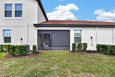 17240 Holly Well Avenue, Wimauma, FL 33598 - Photo 8