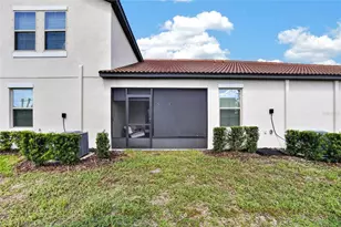 17240 Holly Wl Ave, Wimauma, FL 33598 - Photo 8