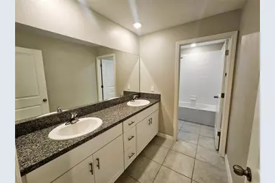 6822 King Creek Drive, Sun City Center, FL 33573 - Photo 32