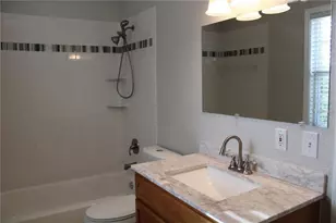 13753 Orange Sunset Dr, Tampa, FL 33618 - Photo 12