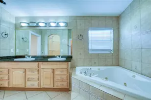 1150 Oakwood Dr, Dunedin, FL 34698 - Photo 24