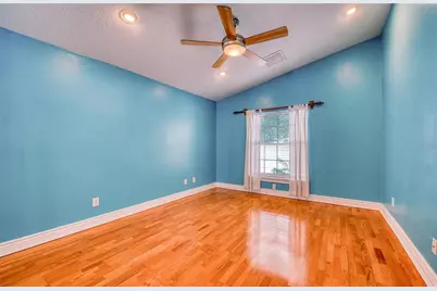 1150 Oakwood Drive, Dunedin, FL 34698 - Photo 26