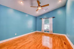 1150 Oakwood Dr, Dunedin, FL 34698 - Photo 26
