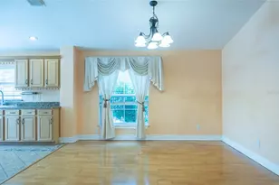1150 Oakwood Dr, Dunedin, FL 34698 - Photo 12