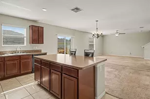 2210 Purple Orchid Pl, Ruskin, FL 33570 - Photo 6