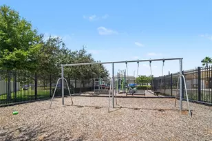 2210 Purple Orchid Pl, Ruskin, FL 33570 - Photo 36